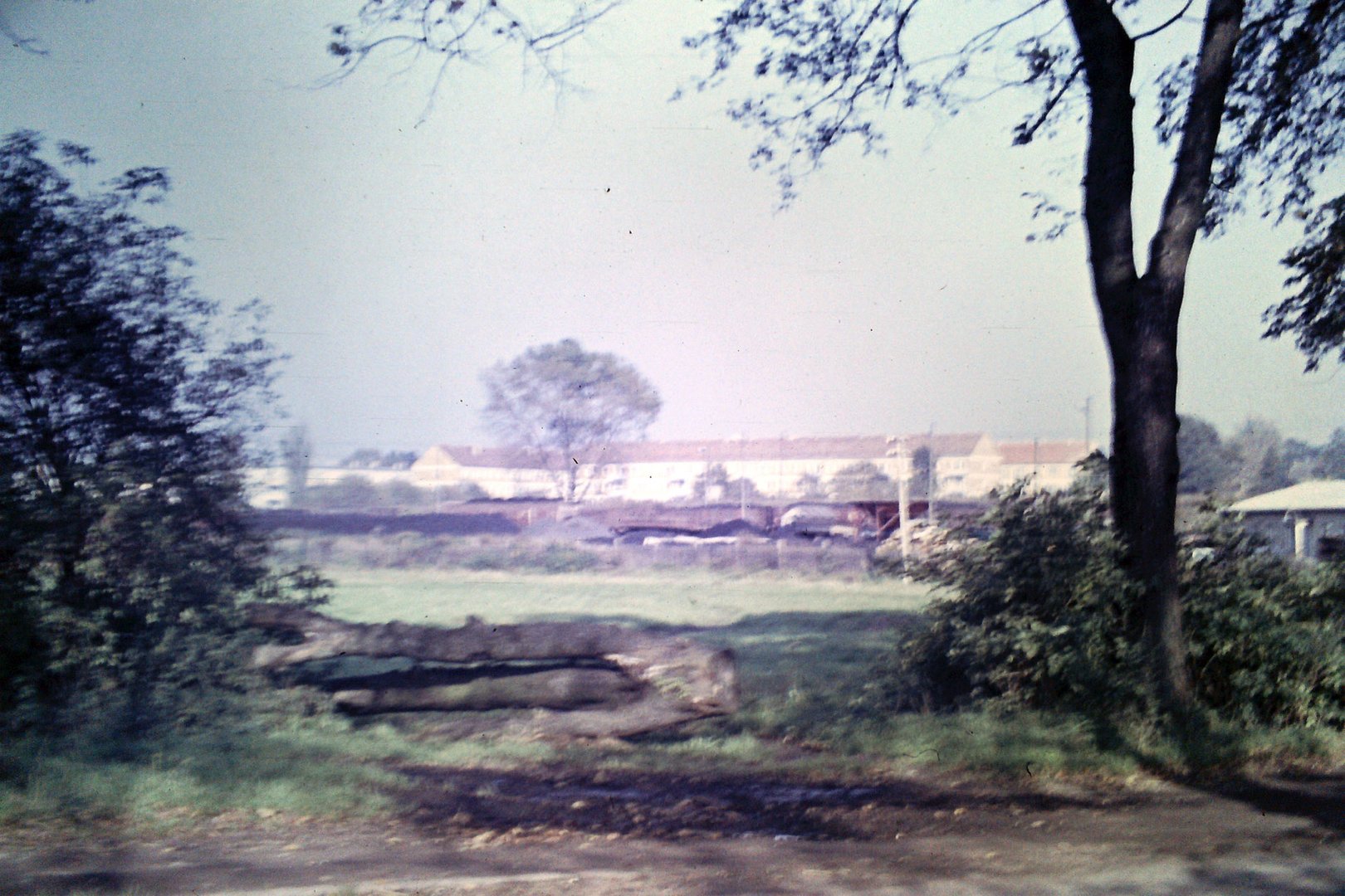 Historischer Blick von der Börnicker Ch. von jetzt Autowerkstatt Richtung Bahn