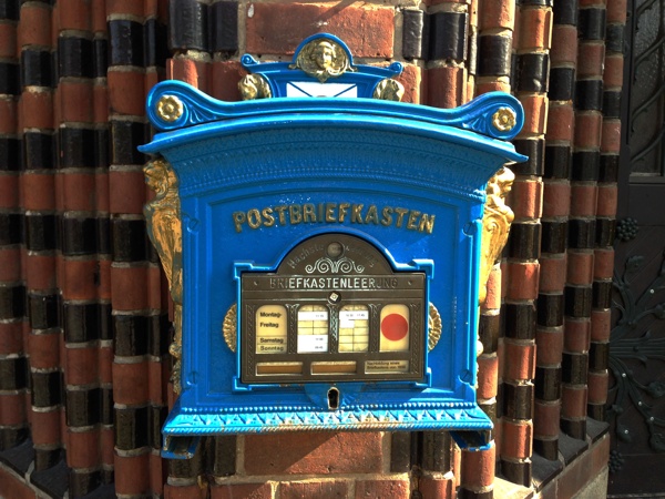 historischer Briefkasten