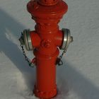 Historischer Hydrant im Schnee !
