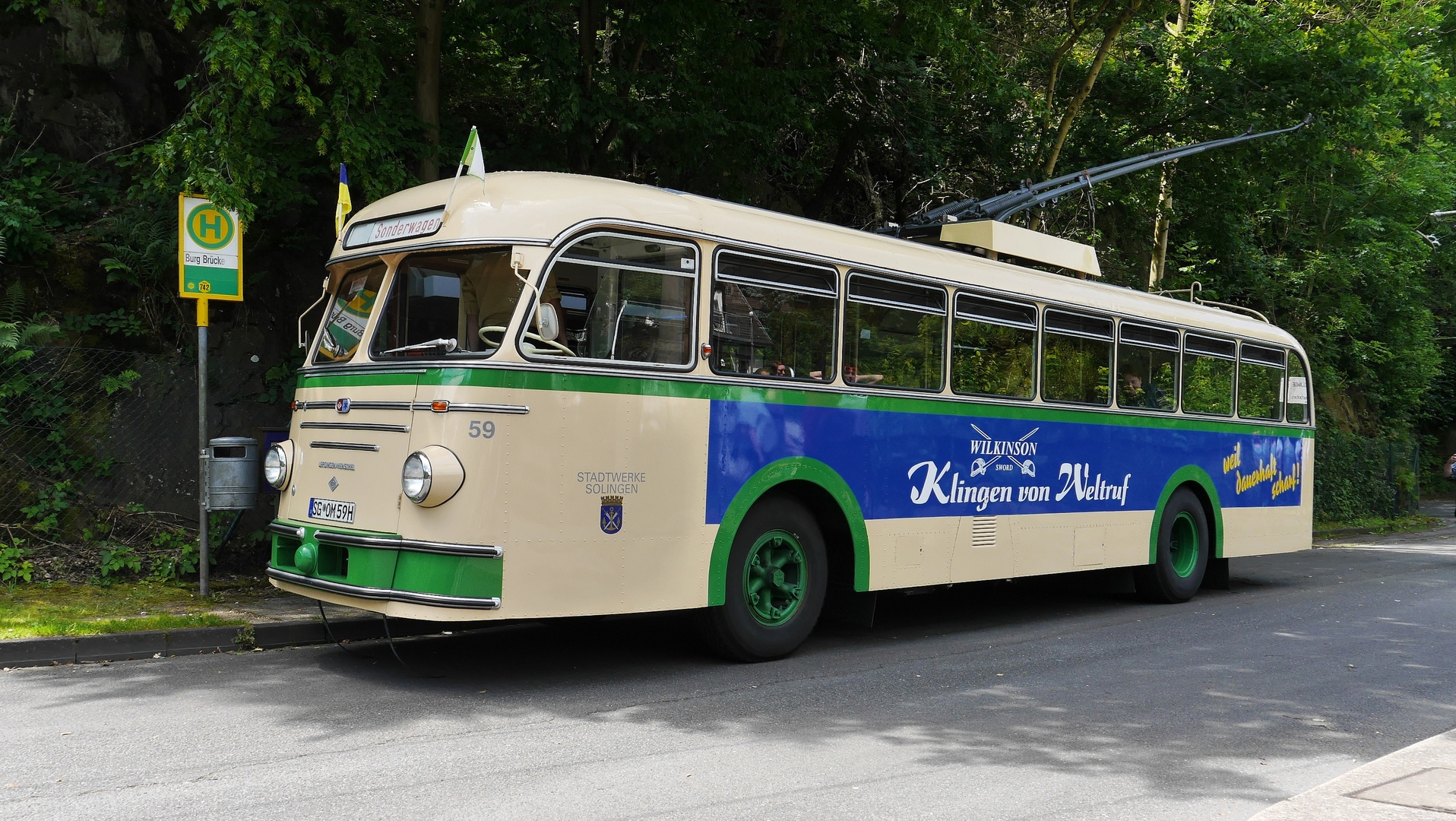 Historischer O-Bus in Solingen-Burg