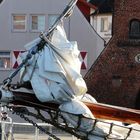 Historischer Segler im Hafen von Wismar