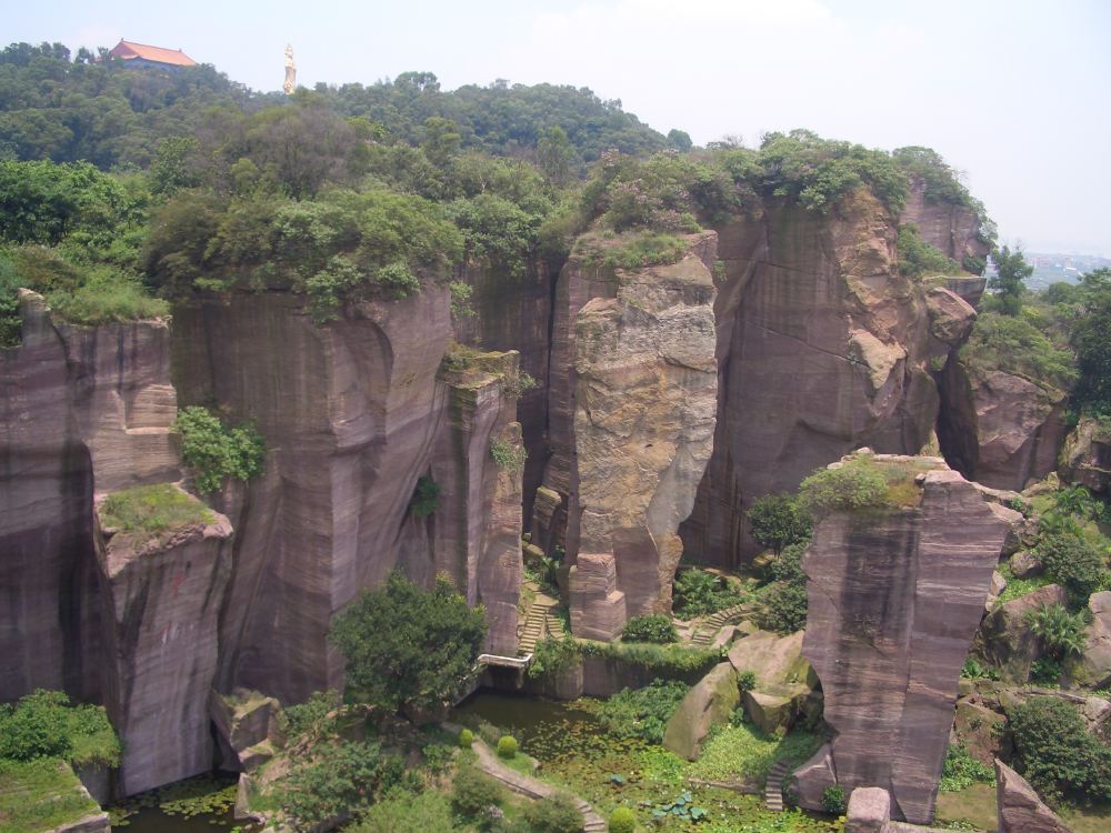 Historischer Steinbruch am Lianhuashan