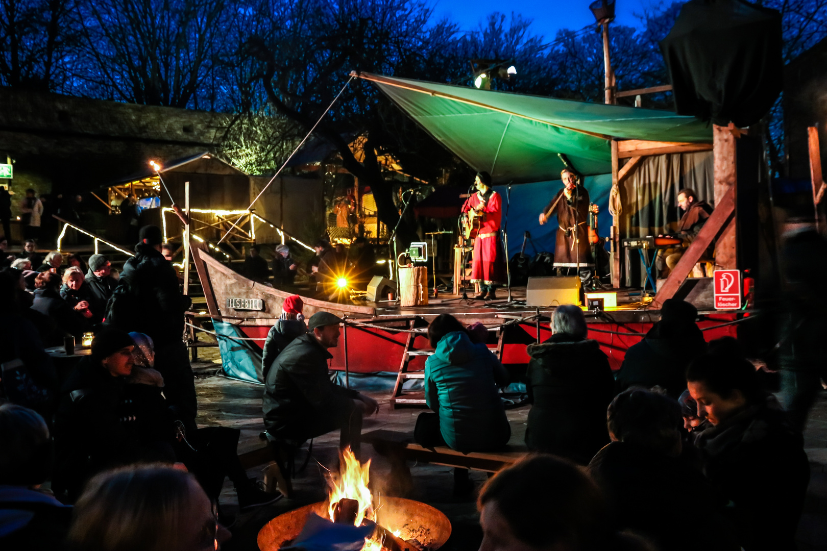 historischer Weihnachtsmarkt in Rostock