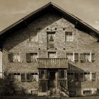 Historisches Bauernhaus vor dem Abriss (hier steht seit 2018 ein Neubau), Sonderdorf, Allgäu