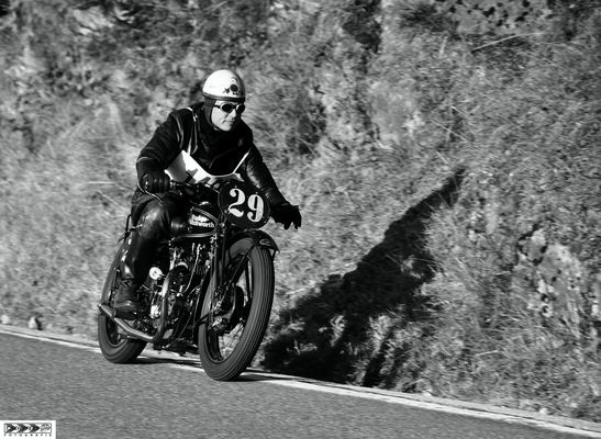 historisches Bergbike - Motorsport wie dazumal