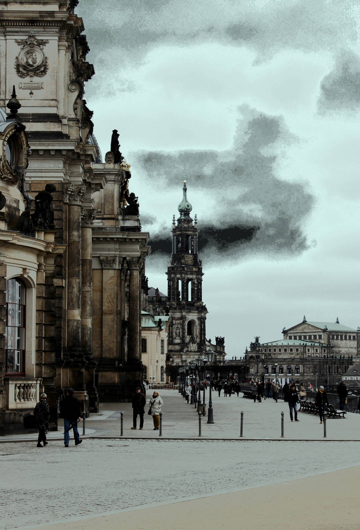 Historisches Dresden der Elbe entlang ...