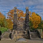 Historisches Jugendstilkrematorium auf dem Ostfriedhof Gera im Oktoberlicht 