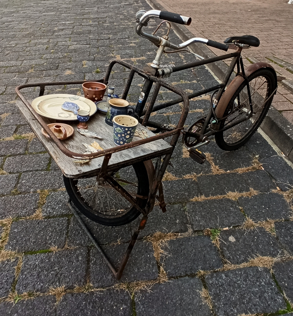 Historisches Lasten Fahrrad / Still- Leben