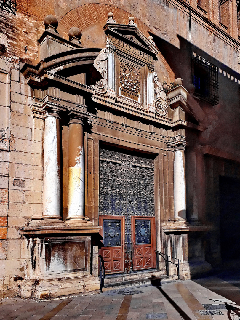 Historisches Portal der Patriarchenkirche