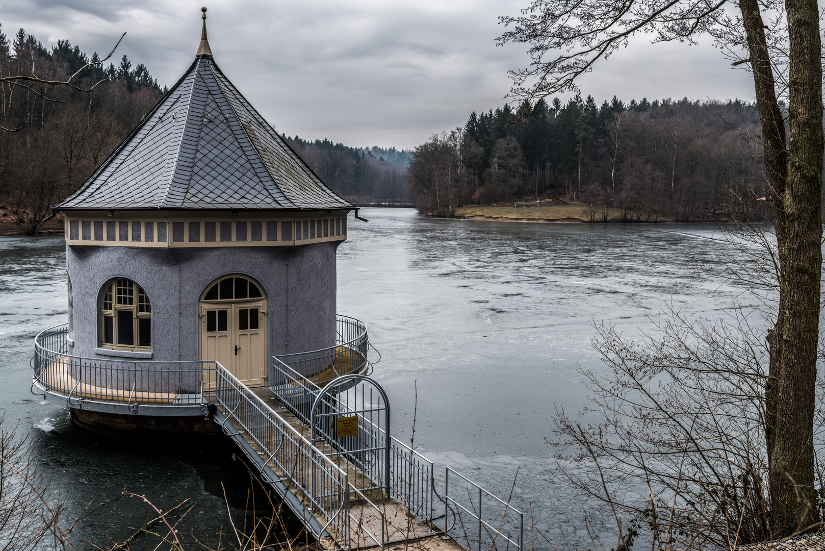 Historisches Pumpenhaus am Itzenplitzer Weiher (Heiligenwald/Saarland)