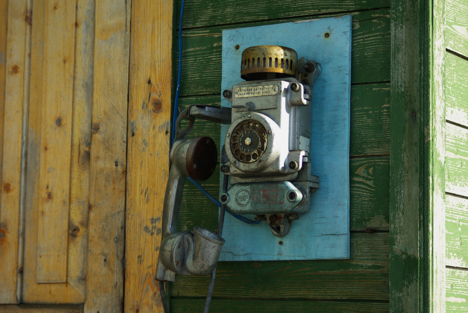 historisches Telefon im hohen Norden