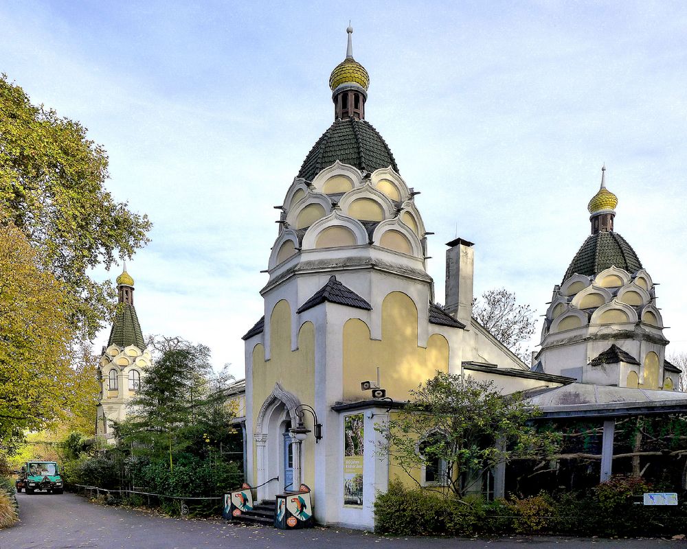 Historisches Vogelhaus im Kölner Zoo