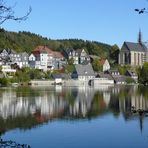 Historisches Wuppertal-Beyenburg mit dem davor liegenden Stausee