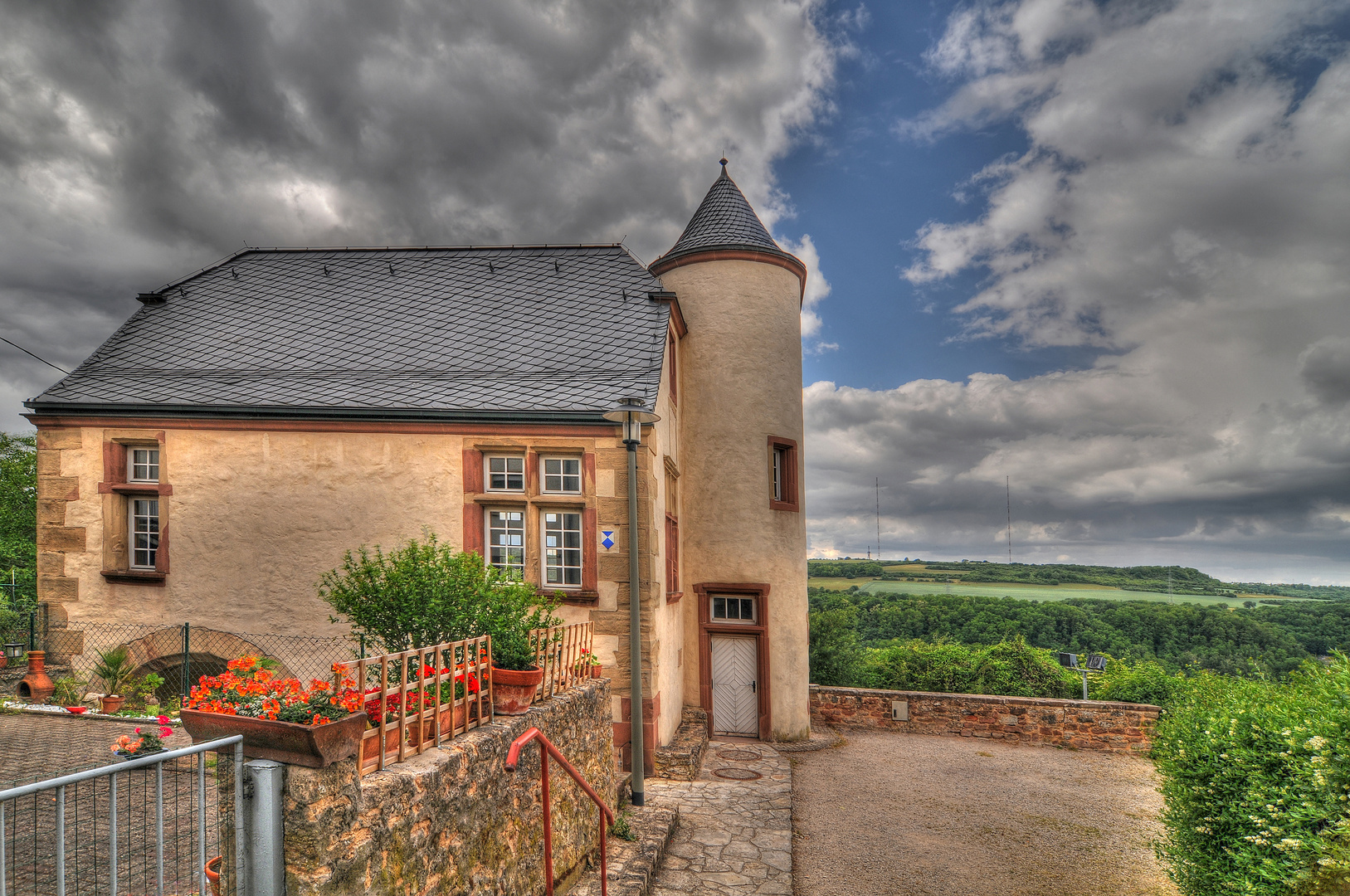 HistorischesTorhaus Scharfeneck in Überherrn Berus, 3. Teil