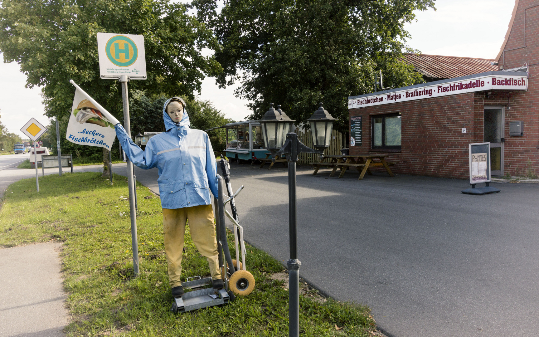 Hitch Hiking in Goosefeld