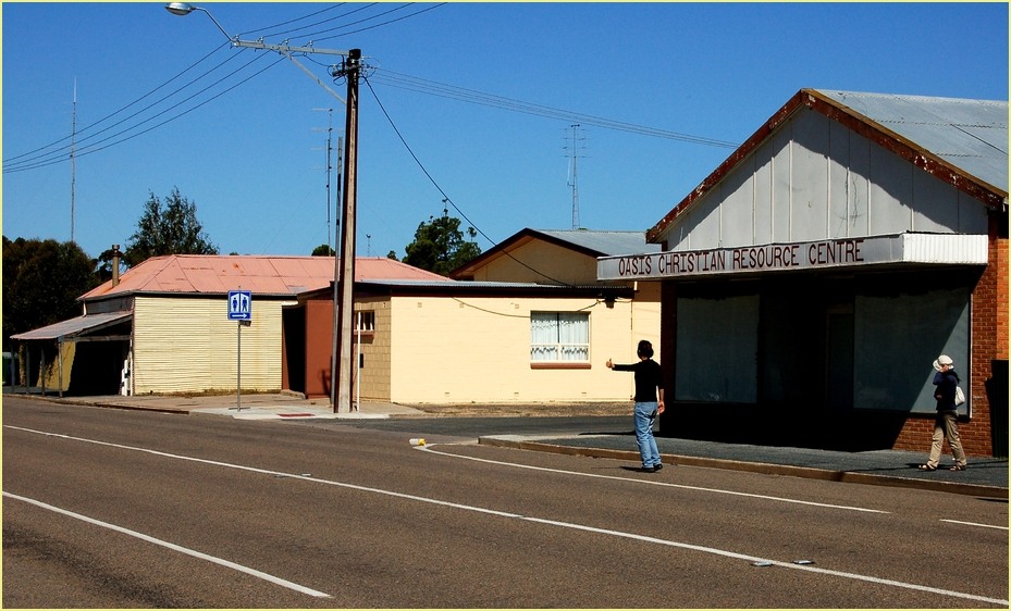 hitchhiker in Pinnaroo