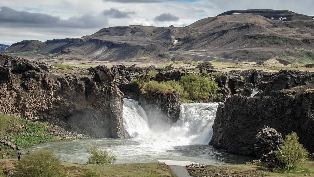 Hjálparfoss