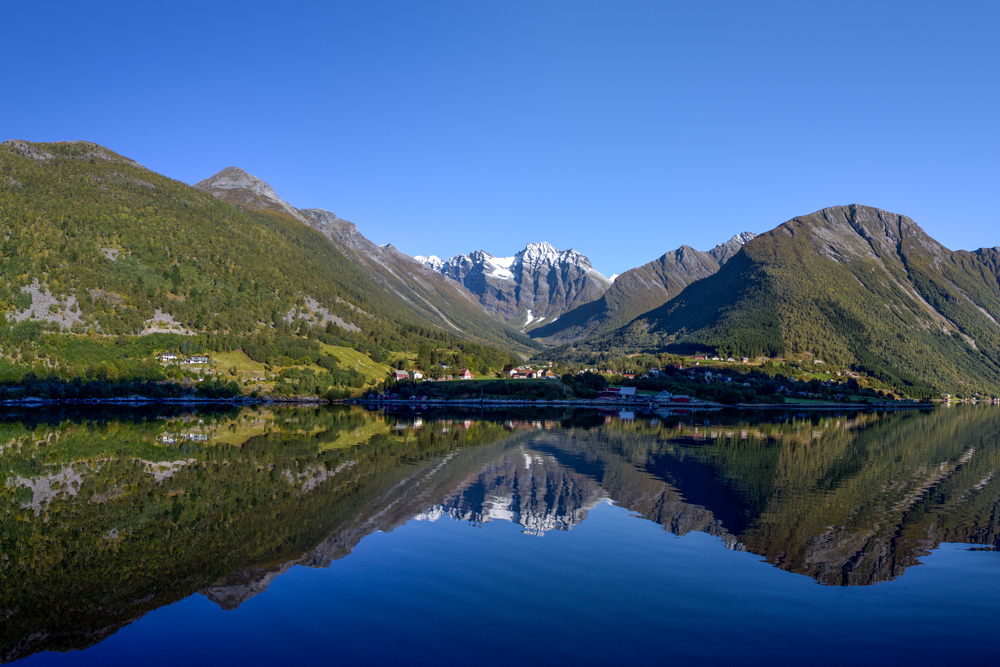 Hjörundfjord