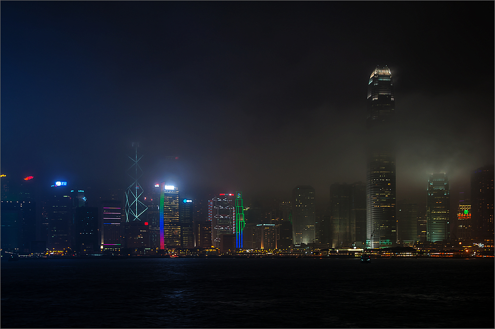 [HK55] Skyscrapers @ Night