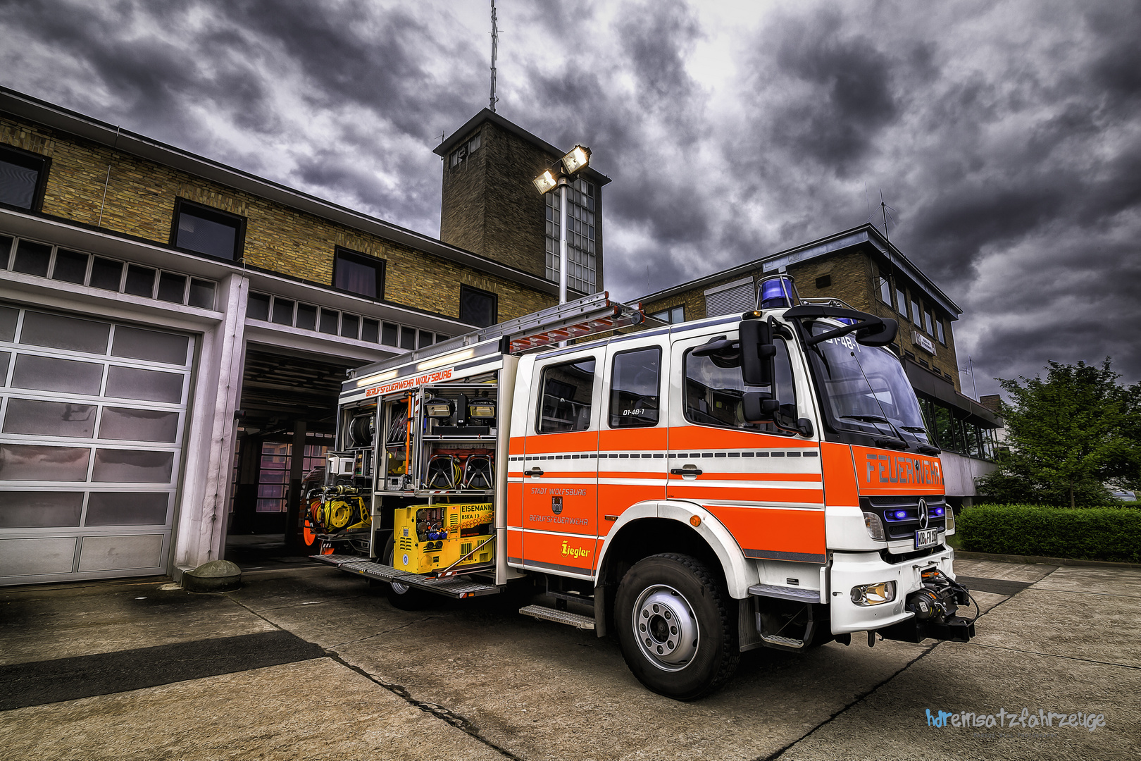 HLF - Berufsfeuerwehr WOB