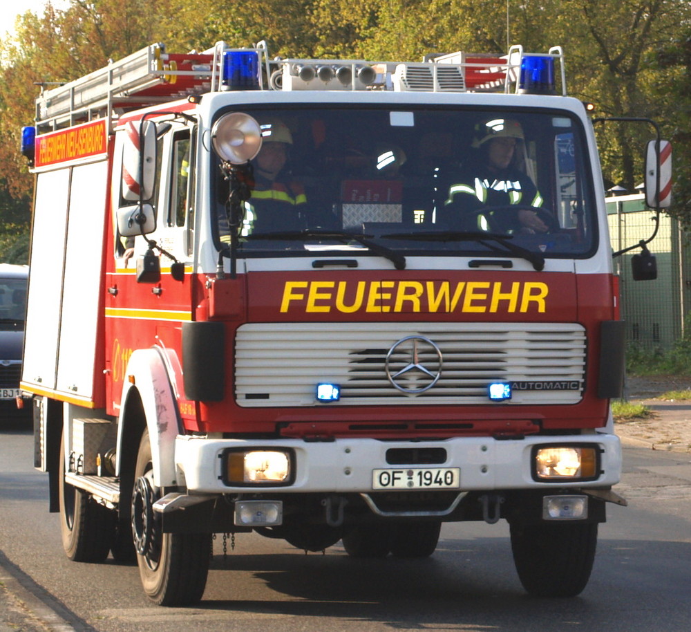 HLF der FF Neu-Isenburg auf der Anfahrt zur Übung heute in Offenbach