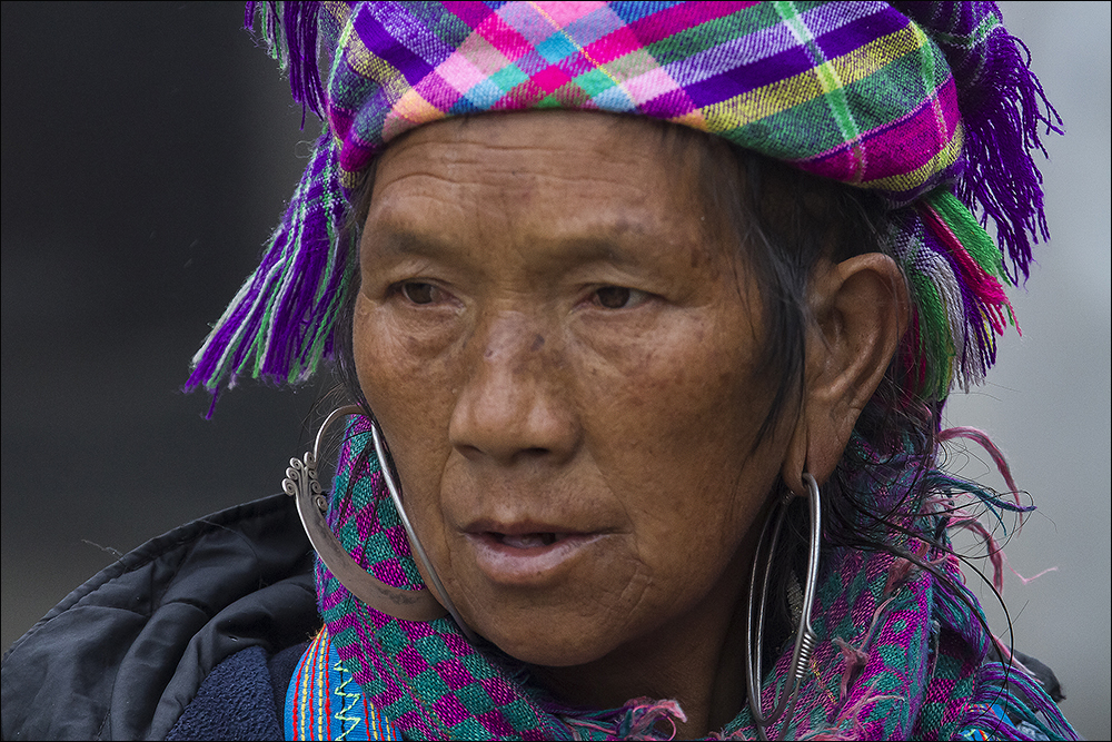 Hmong Frau im nördlichen Bergland Vietnams