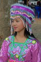 Hmong girl Shua
