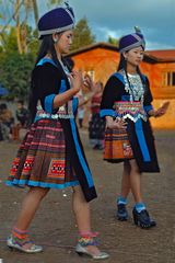 Hmong girls dancing at Tsa Hauv Toj festival