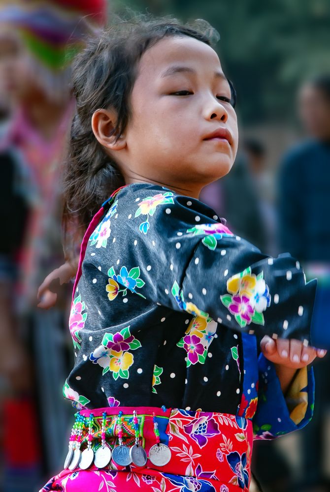 Hmong kid Npaim joins the festival