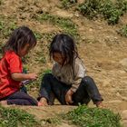 Hmong Kinder beim Zocken