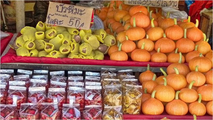 Hmong Market at Doi Inthanon National Park  05