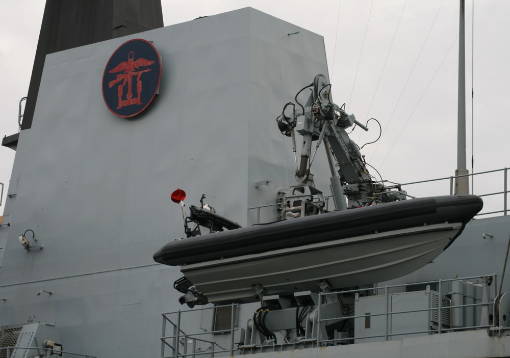 HMS Bulwark - Detail