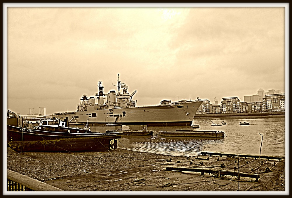 HMS Illustrious