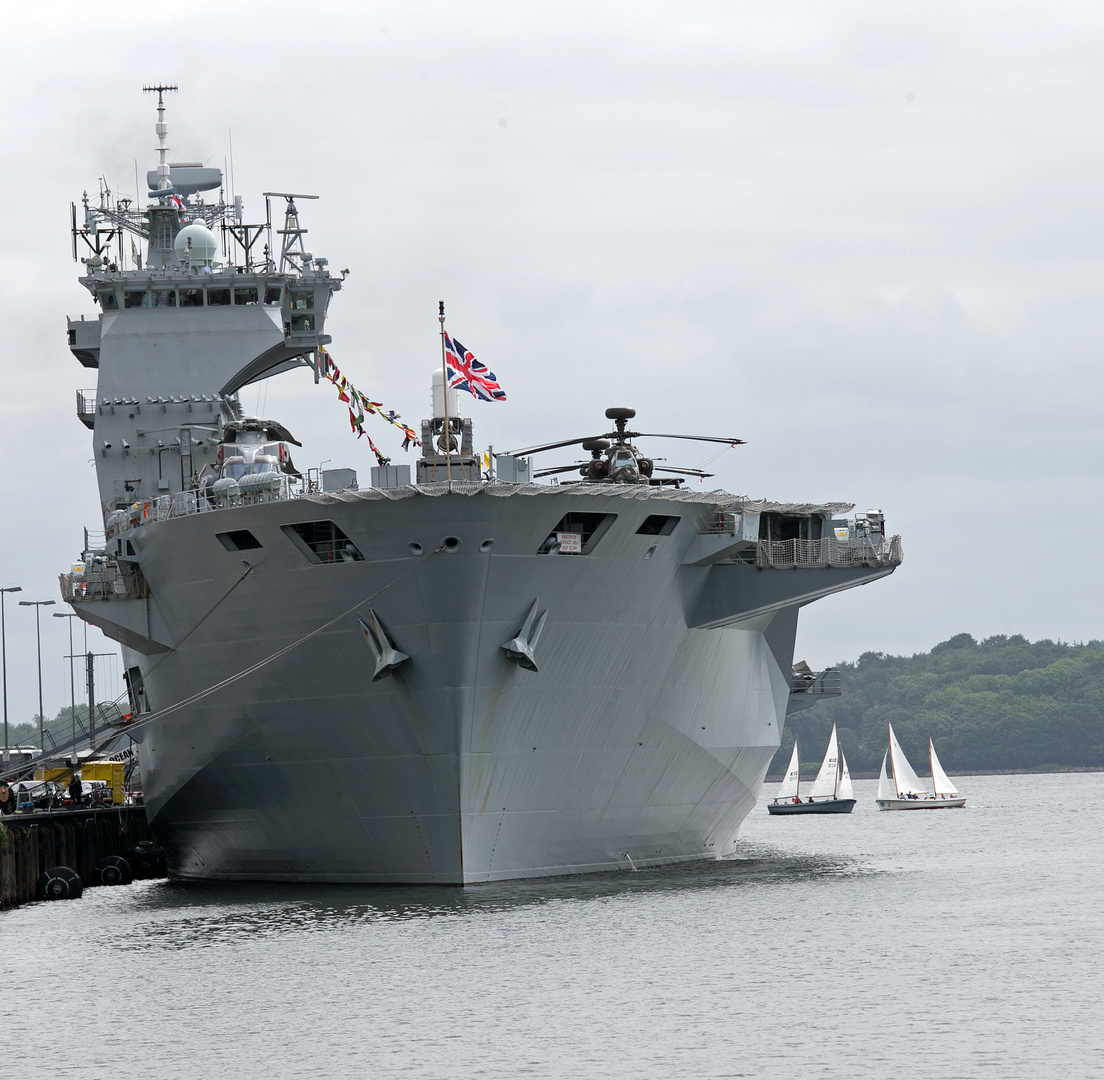 HMS Ocean  (L 12) -2-