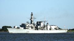 "HMS SUTHERLAND" F81 (2)