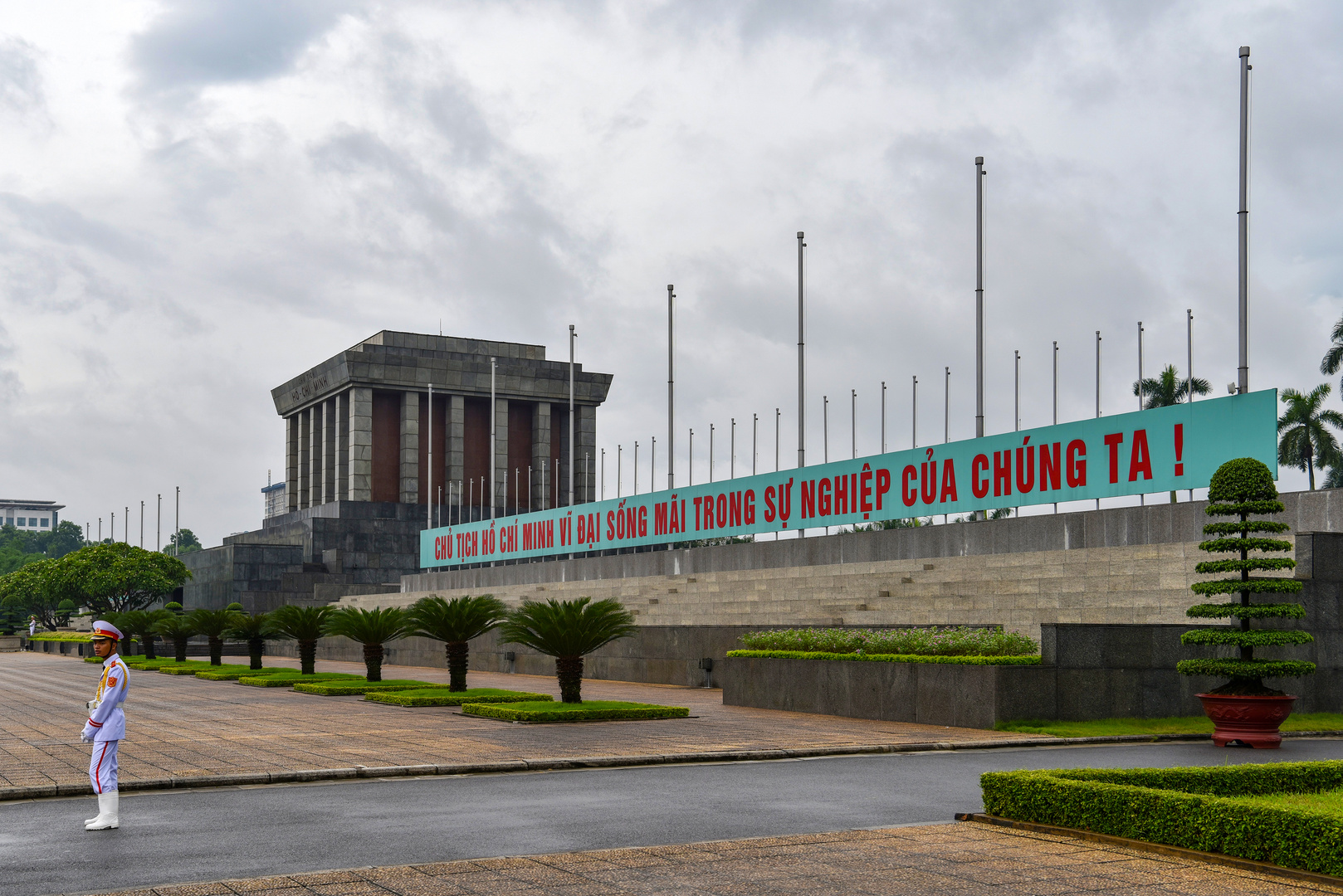 Ho Chi Minh-Mausoleum 01