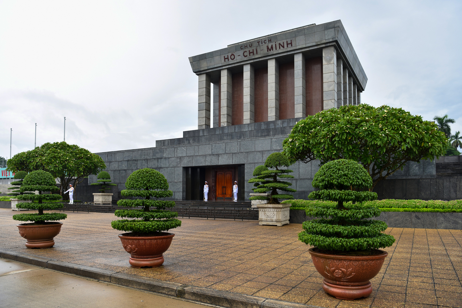 Ho Chi Minh-Mausoleum 03