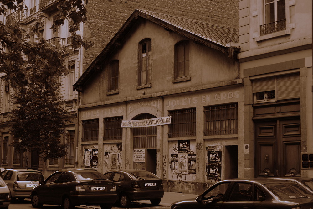 ho coin d'une rue de Lyon