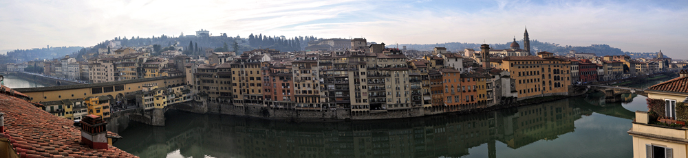 HO VISTO L'ARNO FARE IL "CANAL GRANDE".....