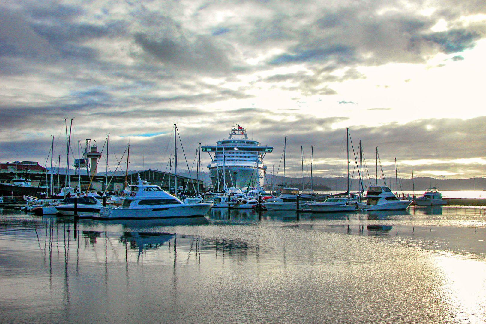 Hobart's harbour on early morning