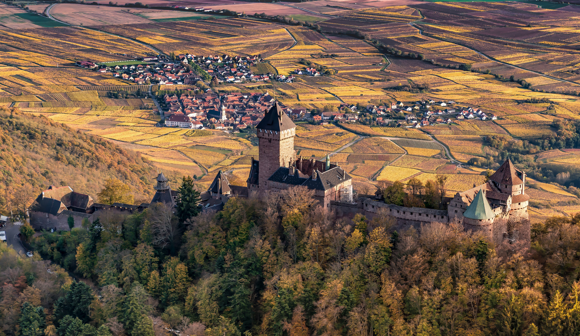 Hoch Königsburg im Elsass - kl. Serie