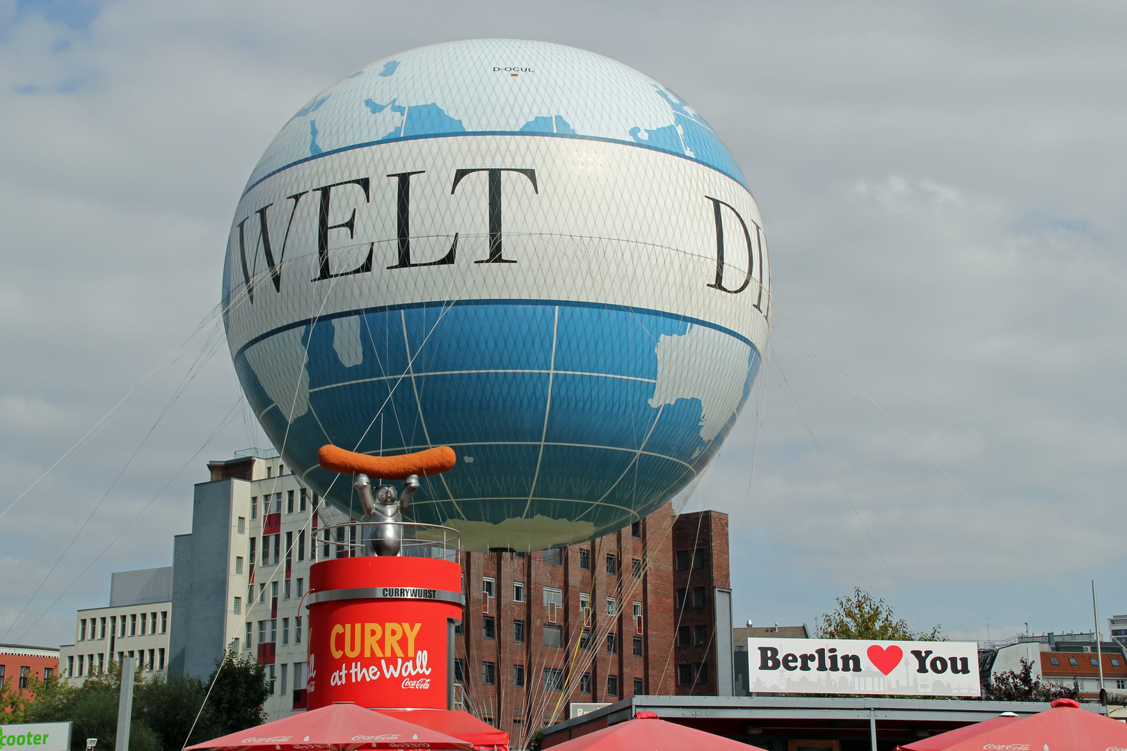 Hoch lebe die Currywurst - weltweit!