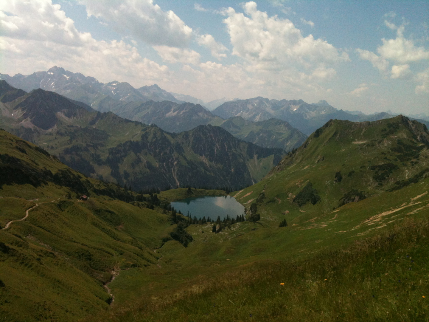 Hoch oben am See