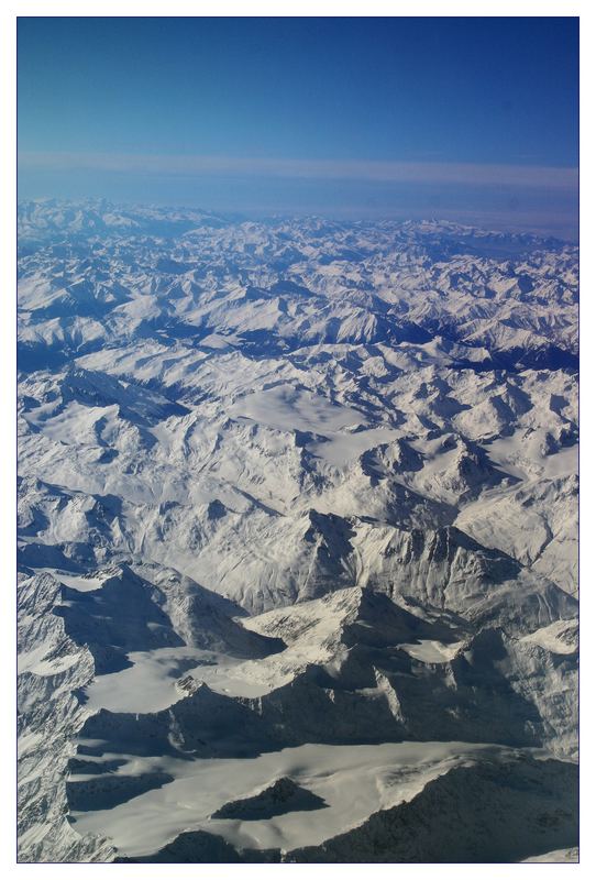 Hoch oben... über den Alpen