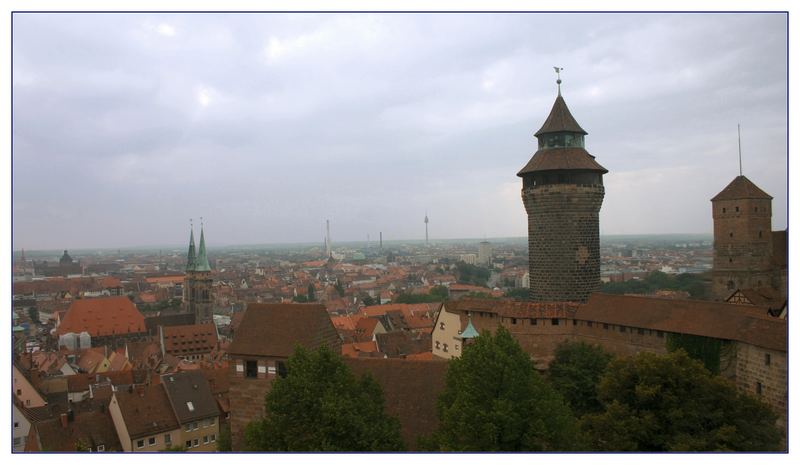 Hoch oben... über Nürnberg