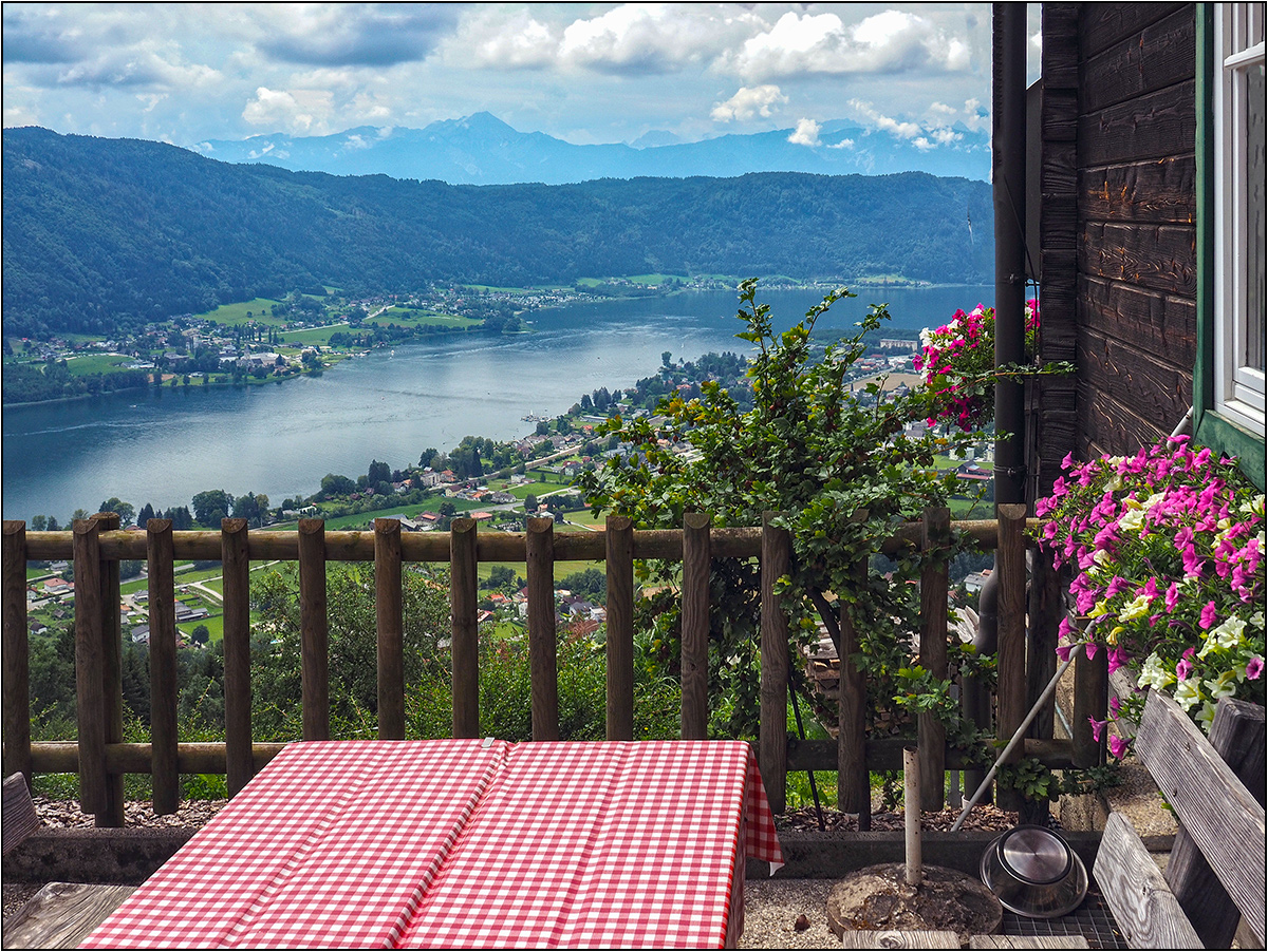 Hoch über dem Ossiacher See