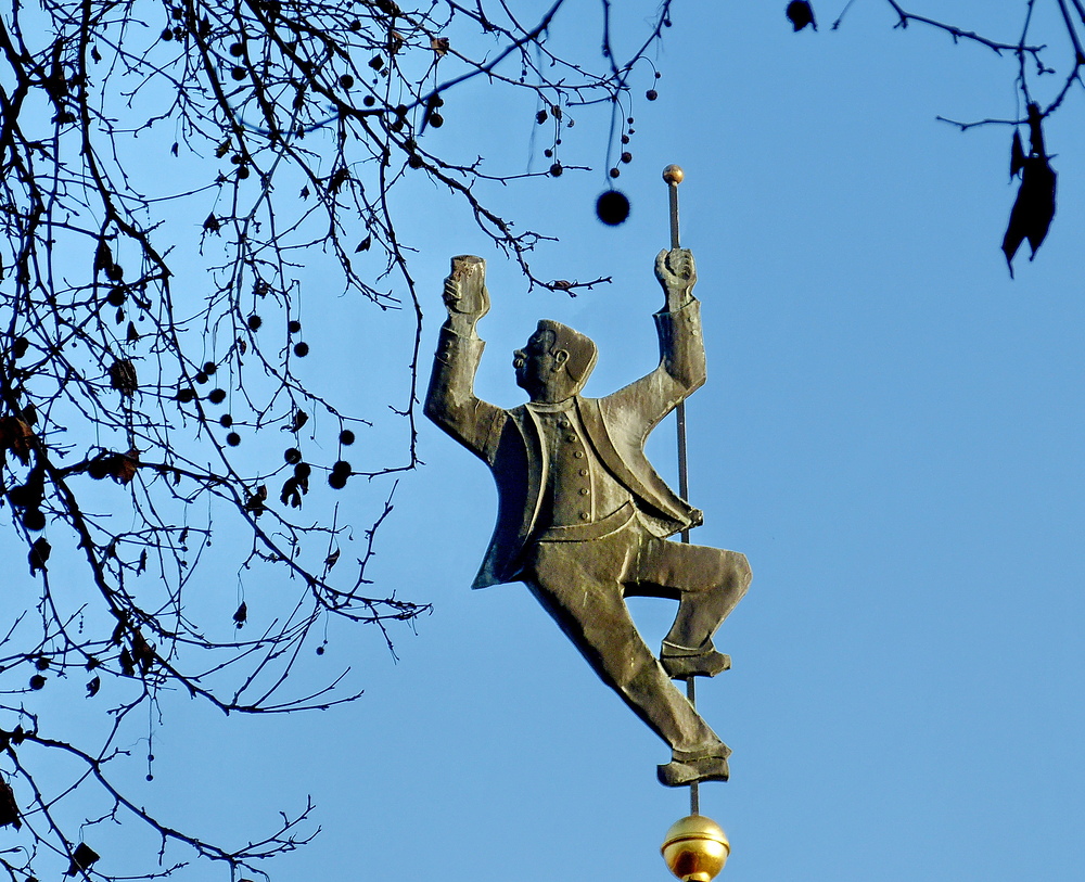 Hoch über den Dächern von Düsseldorf