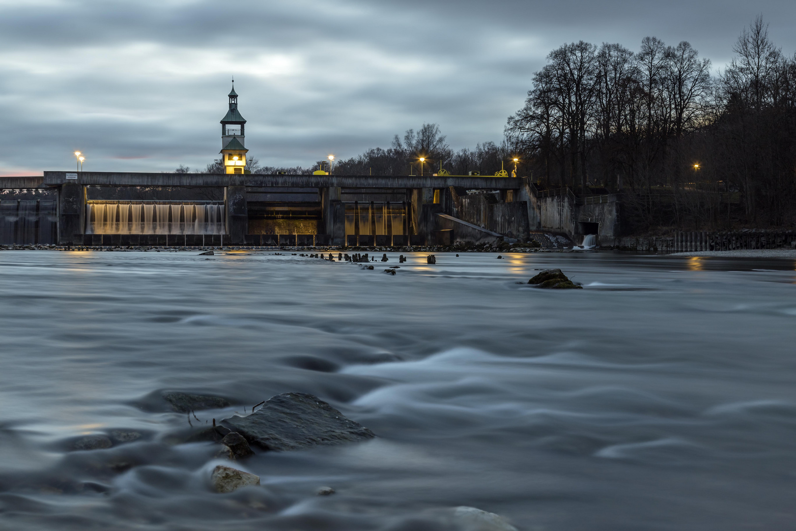 Hochablass in Augsburg am Abend