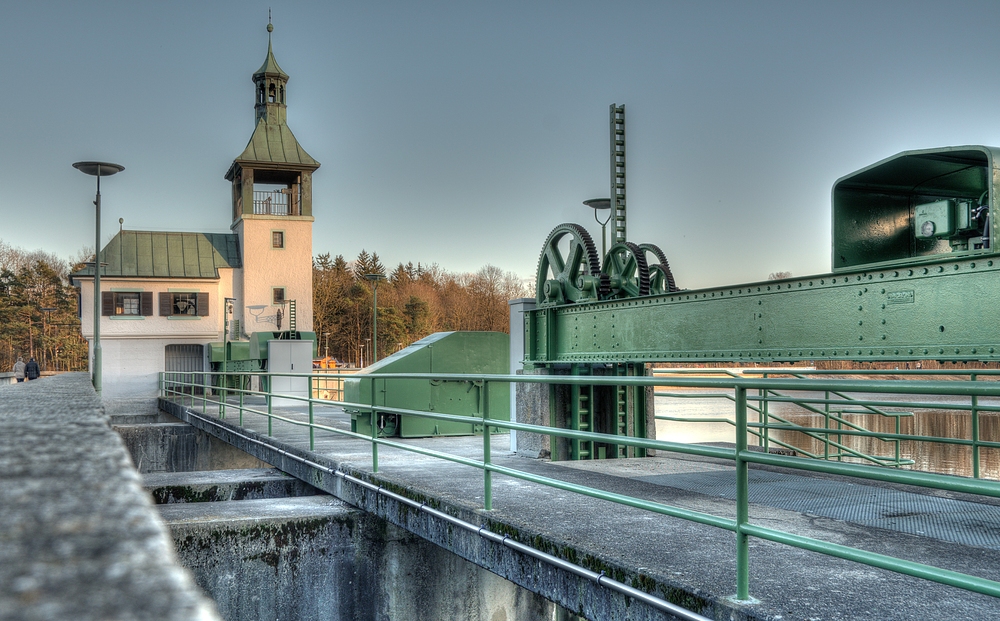 Hochablass in Augsburg - Getriebehäuschen mit Glockenturm (2)