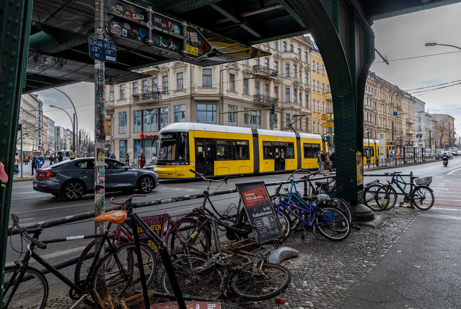 Hochbahn-Durchblicke